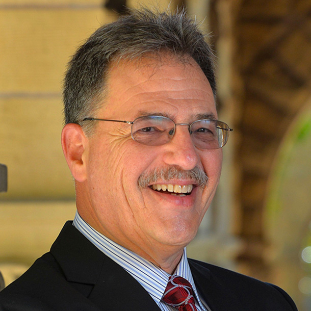 Larry Diamond headshot