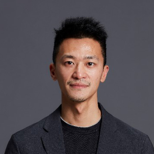 Kuo-Ken Huang Headshot